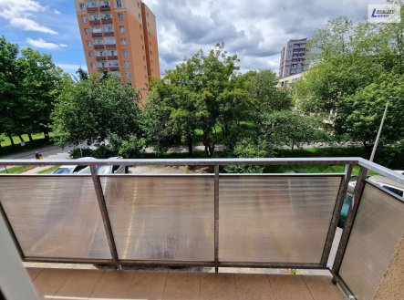 Pronájem bytu, 1+kk, 33 m²