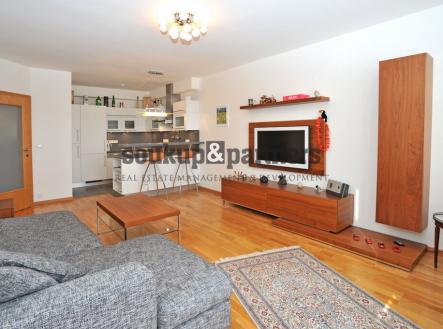 Pronájem bytu, 2+kk, 59 m²