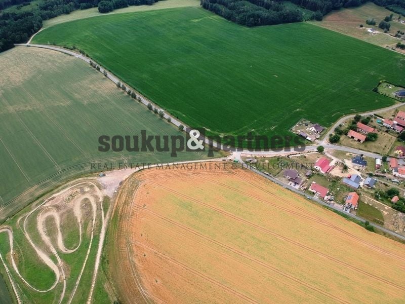 Pozemky 56.224 m2, Zářecká Lhota, okr. Ústí nad Orlicí.