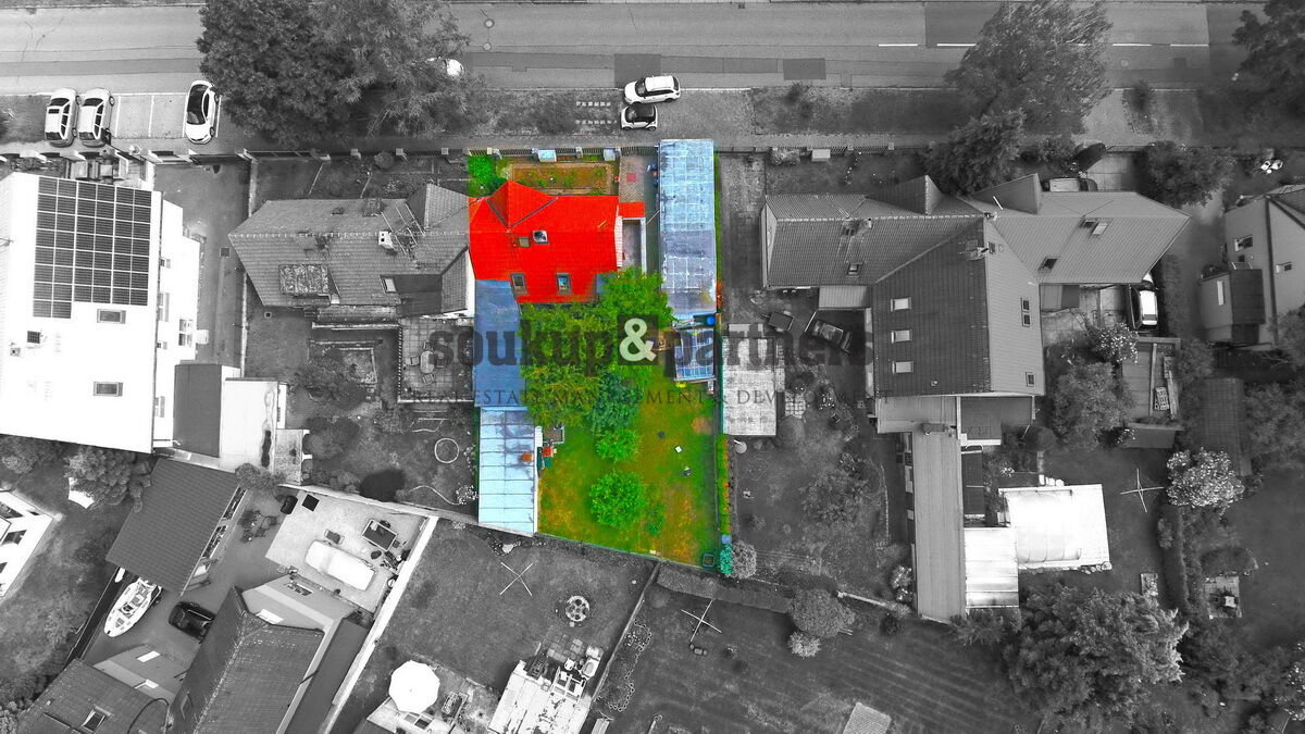 Prodej RD 6+1 / Garáž, 130 m2, pozemek 453 m2, Praha 5 - Stodůlky.