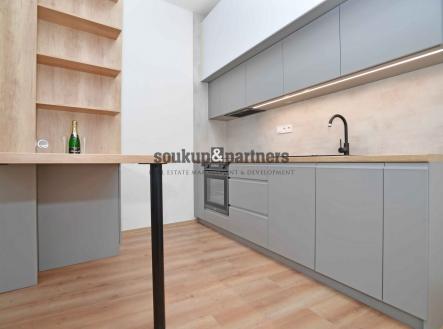 Pronájem bytu, 1+kk, 35 m² obrázek