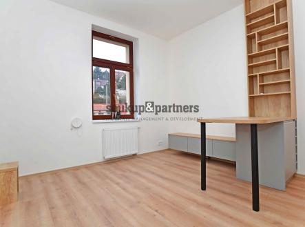 Pronájem bytu, 1+kk, 27 m²