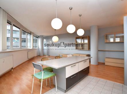 Pronájem bytu, 2+kk, 75 m²