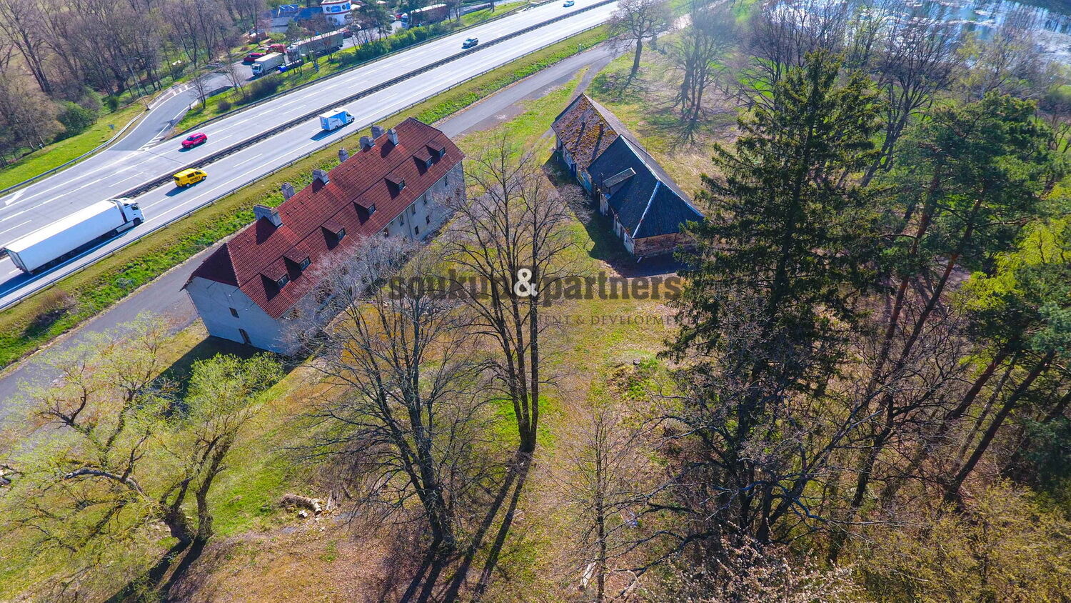 Komerční areál 19.144 m2, Divišov - Šternov, okr. Benešov