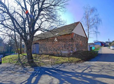 Prodej pozemku pro bydlení, 2 084 m²