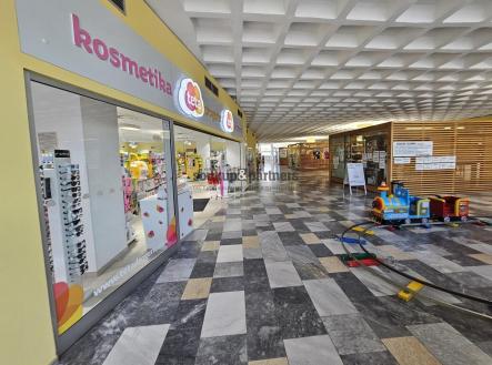 Pronájem - obchodní prostor, 25 m²