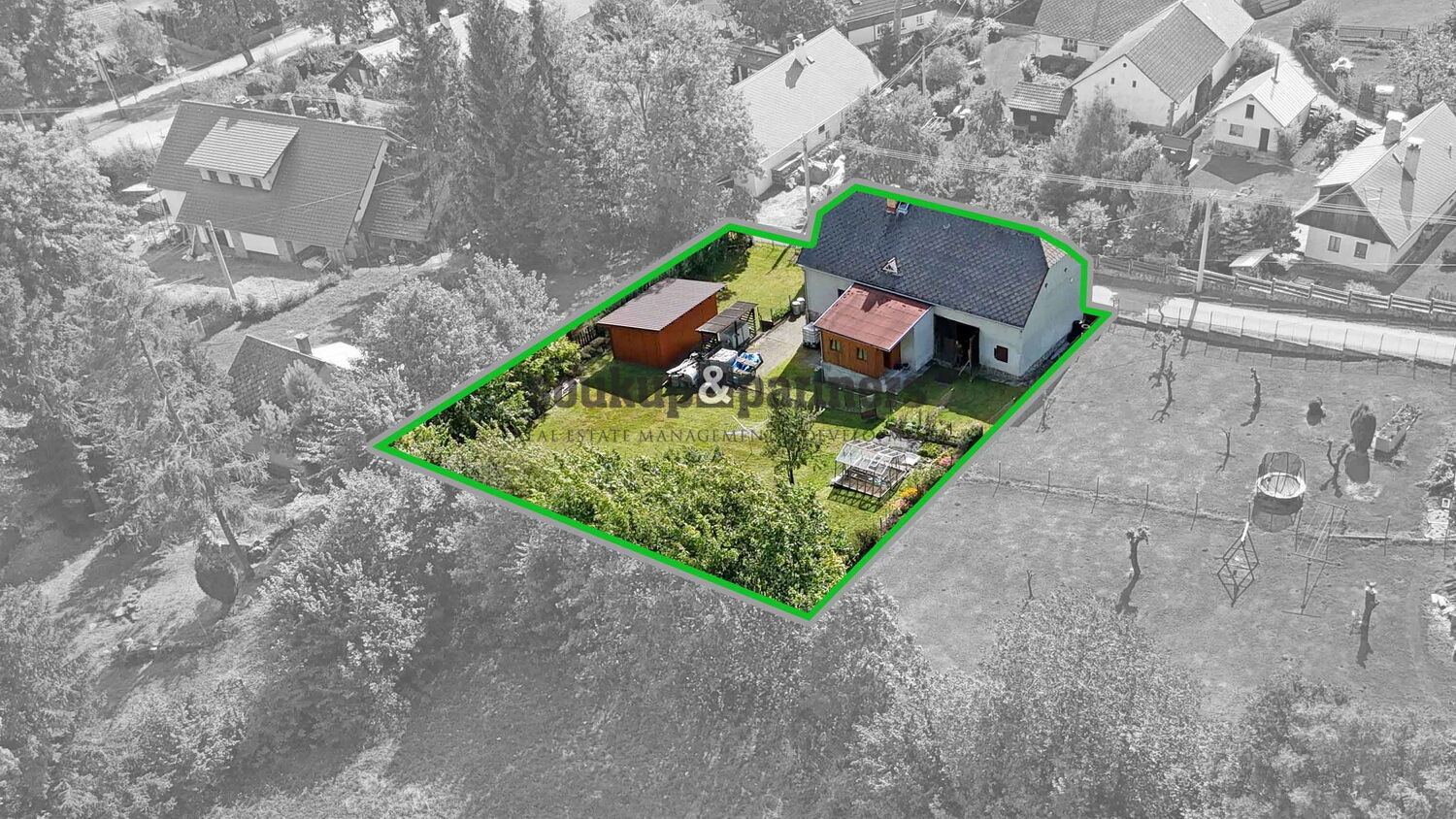 RD 3+1/ garáž / půda, 250 m2, pozemek 1 134 m2, Vacov - Benešova Hora, okr. Prachatice.