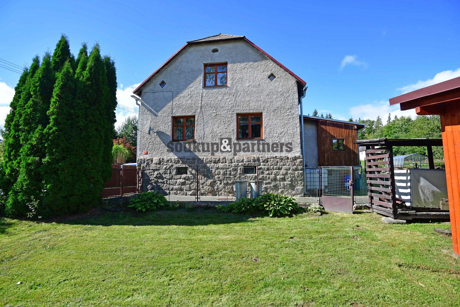 RD 3+1/ garáž / půda, 250 m2, pozemek 1 134 m2, Vacov - Benešova Hora, okr. Prachatice.