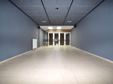 Pronájem obchodní prostor, 79 m²