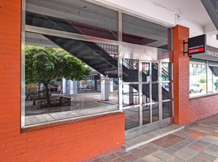 Pronájem obchodní prostor