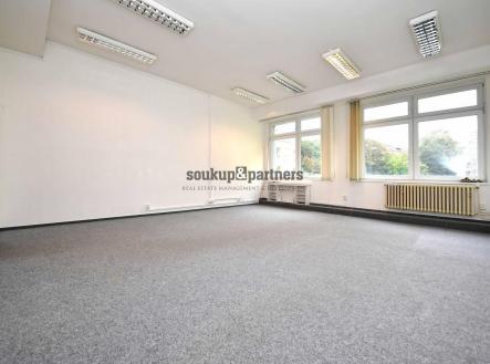 Pronájem kanceláře, 36 m²