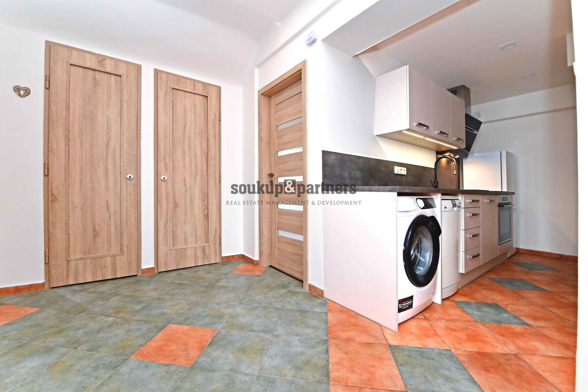 Pronájem bytu 3+kk, 55 m2, Praha 5 - Radlice