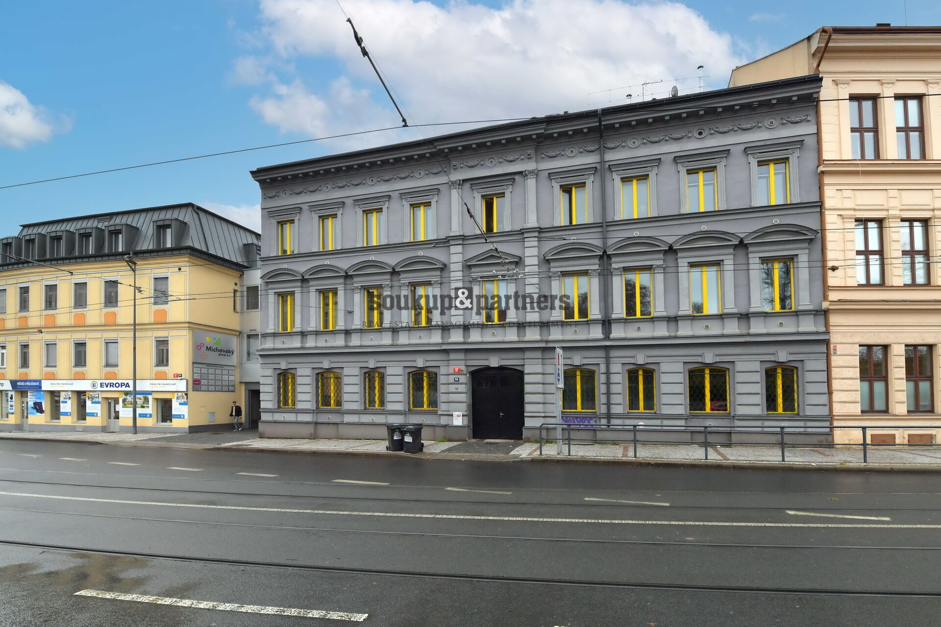 Nebytová jednotka 1+kk - 19 m2, suterén, Praha 8 - Libeň.