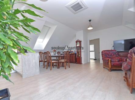 Pronájem bytu, 3+kk, 101 m²