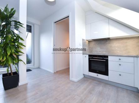 Pronájem bytu, 3+kk, 101 m²