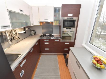 Pronájem bytu, 3+kk, 63 m²