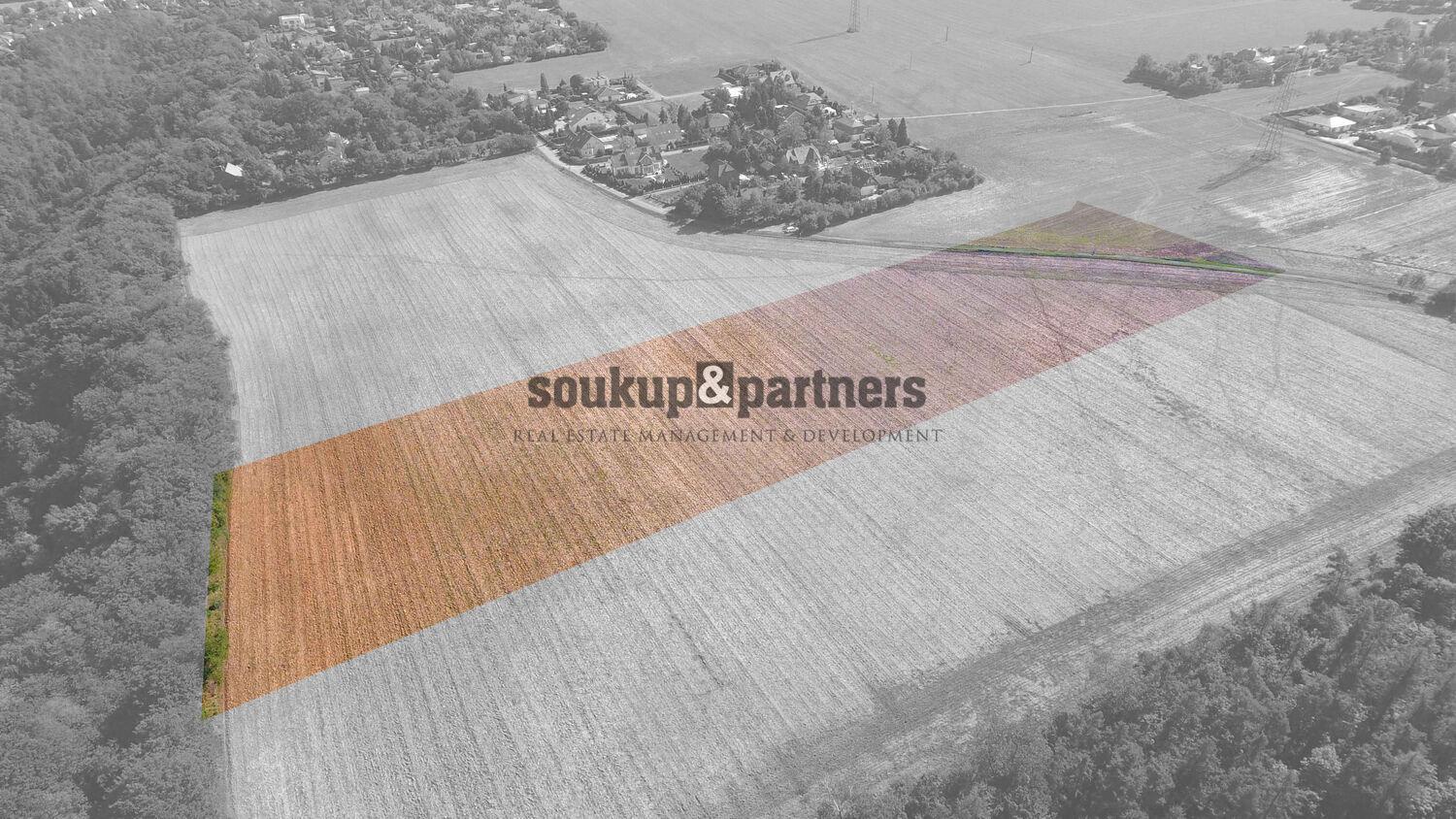 Pozemky  18.504 m2 - trvalý travní porost, Ohrobec, Praha - Západ.