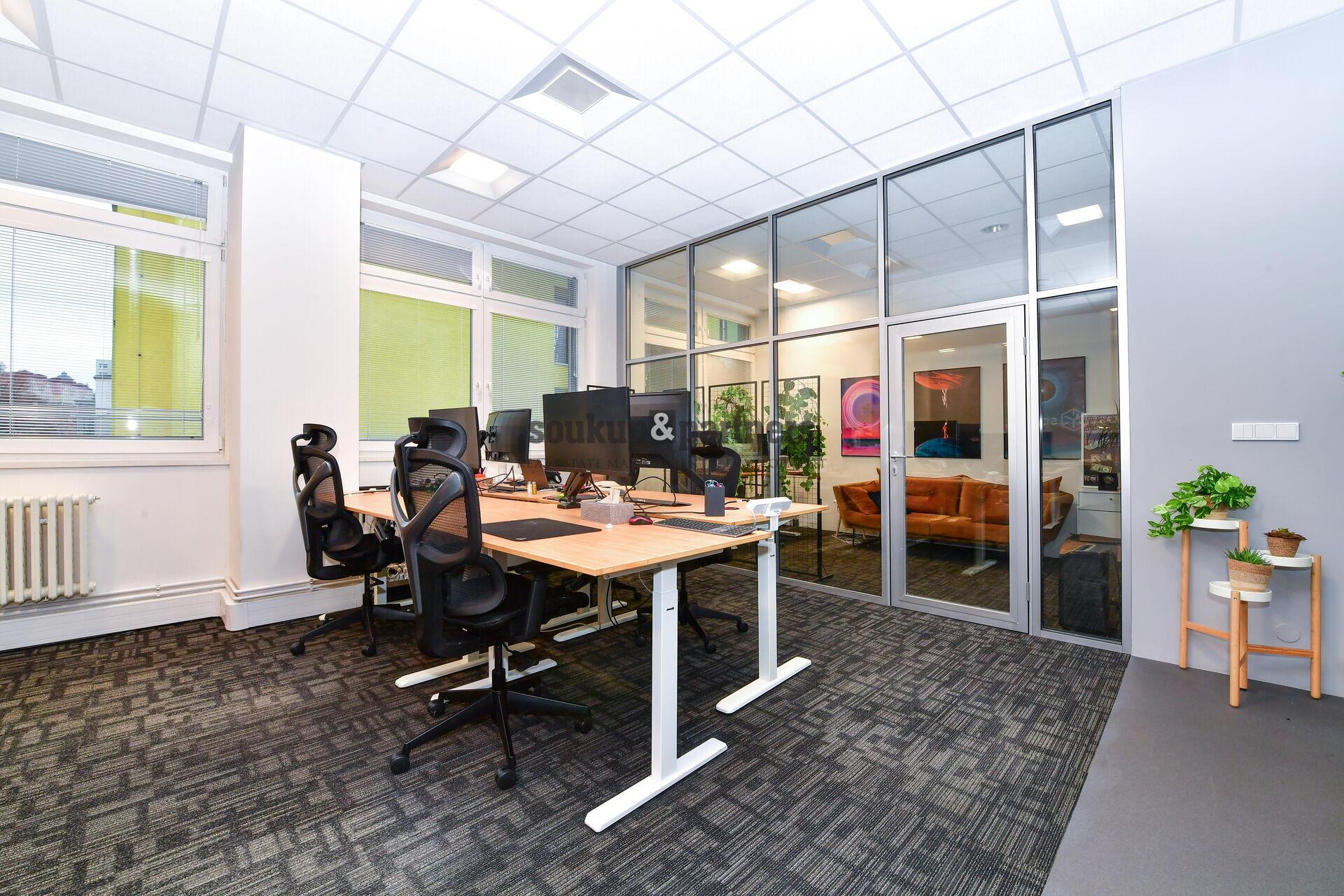 Kancelář 128 m2, Praha 4 - Michle.