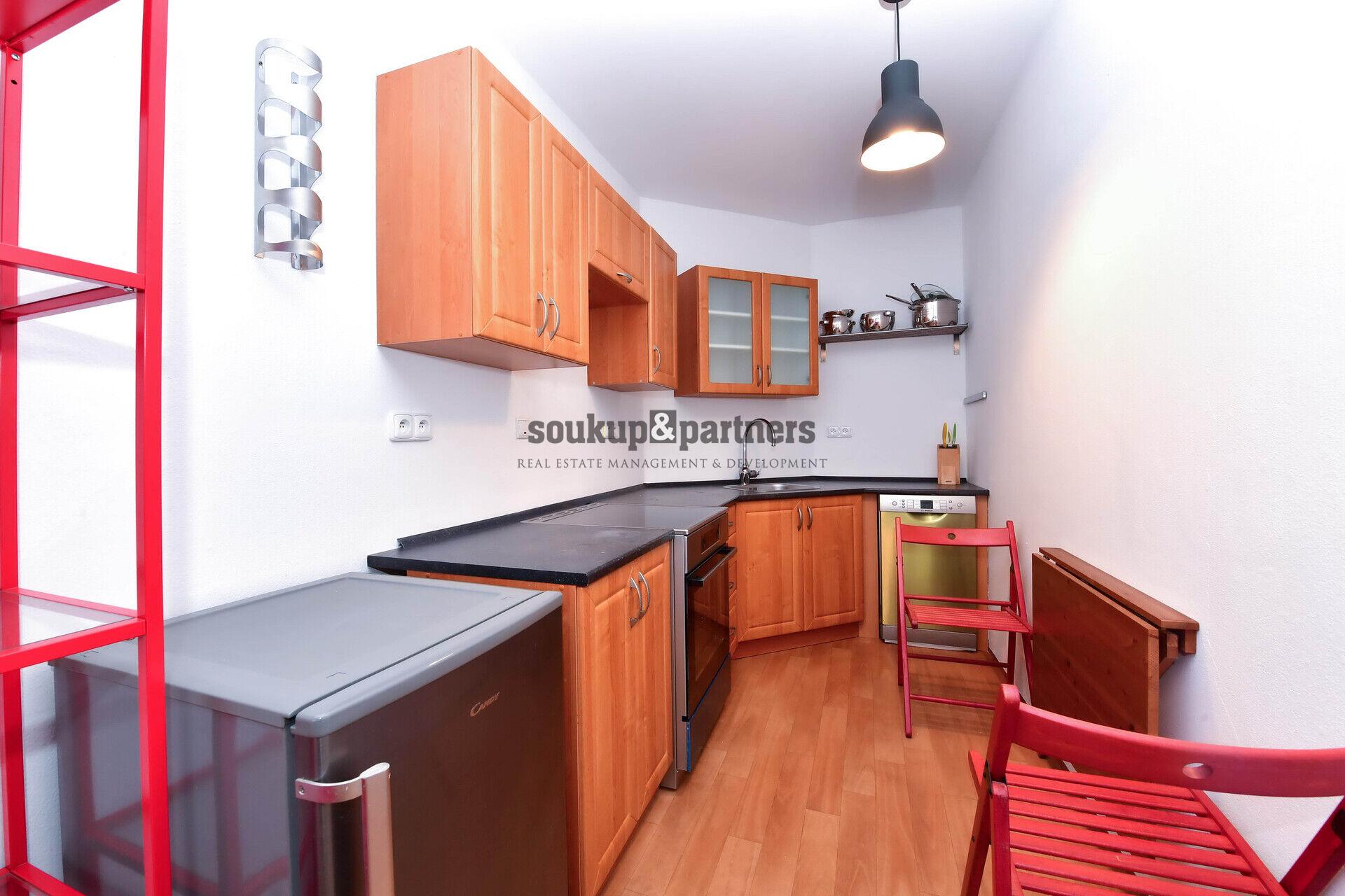 Pronájem 1+kk + Lodžie, 43 m², Praha 5 - Stodůlky.