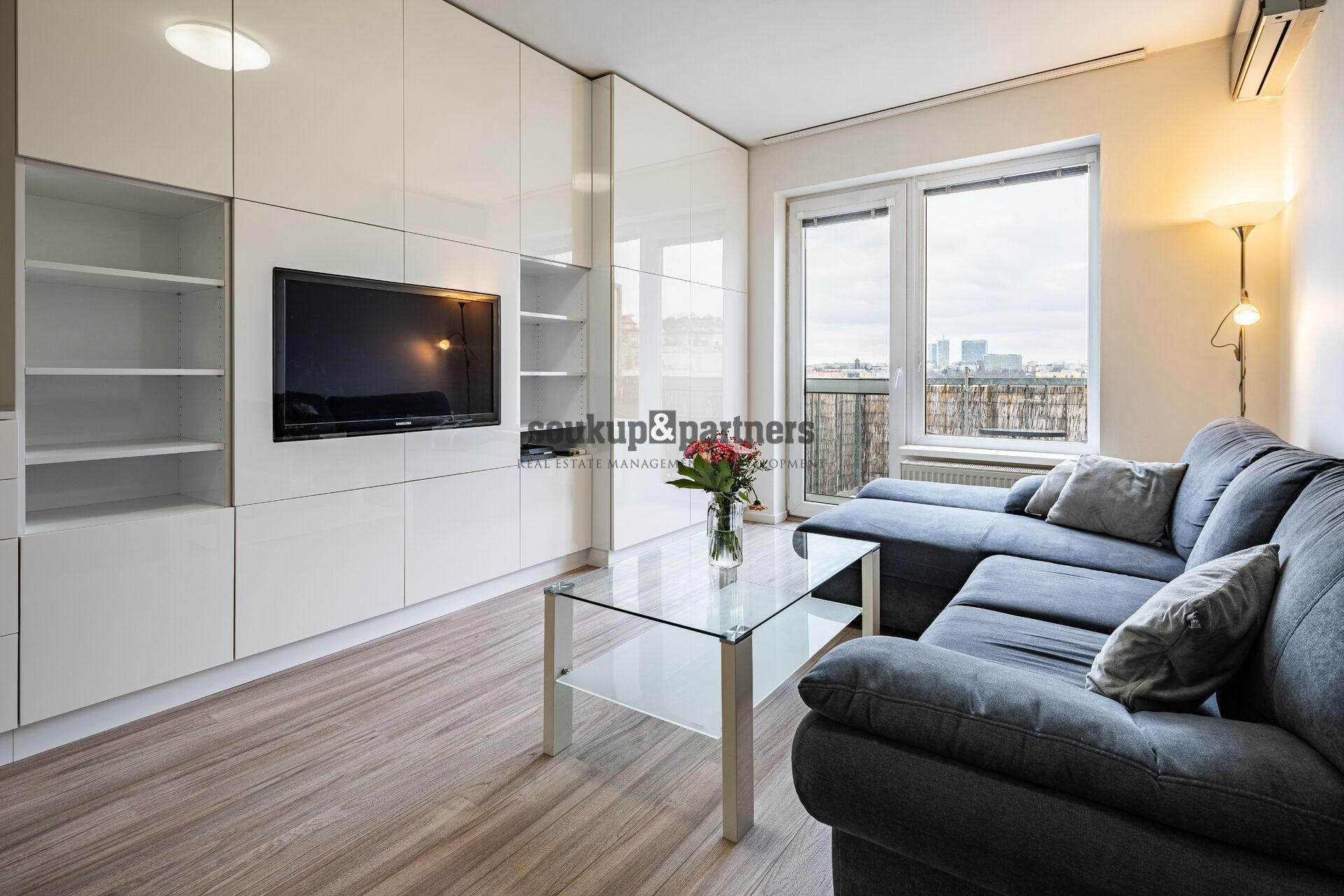 Prodej 2+kk s balkonem 54 m², klimatizací | Praha – Michle