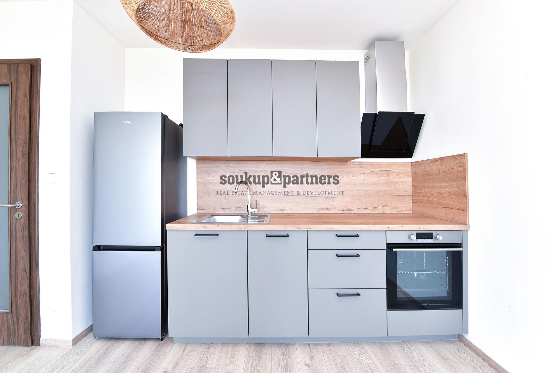 Pronájem 2+kk / Lodžie/ Garáž/ Sklep, 54 m2, Praha 6 - Ruzyně