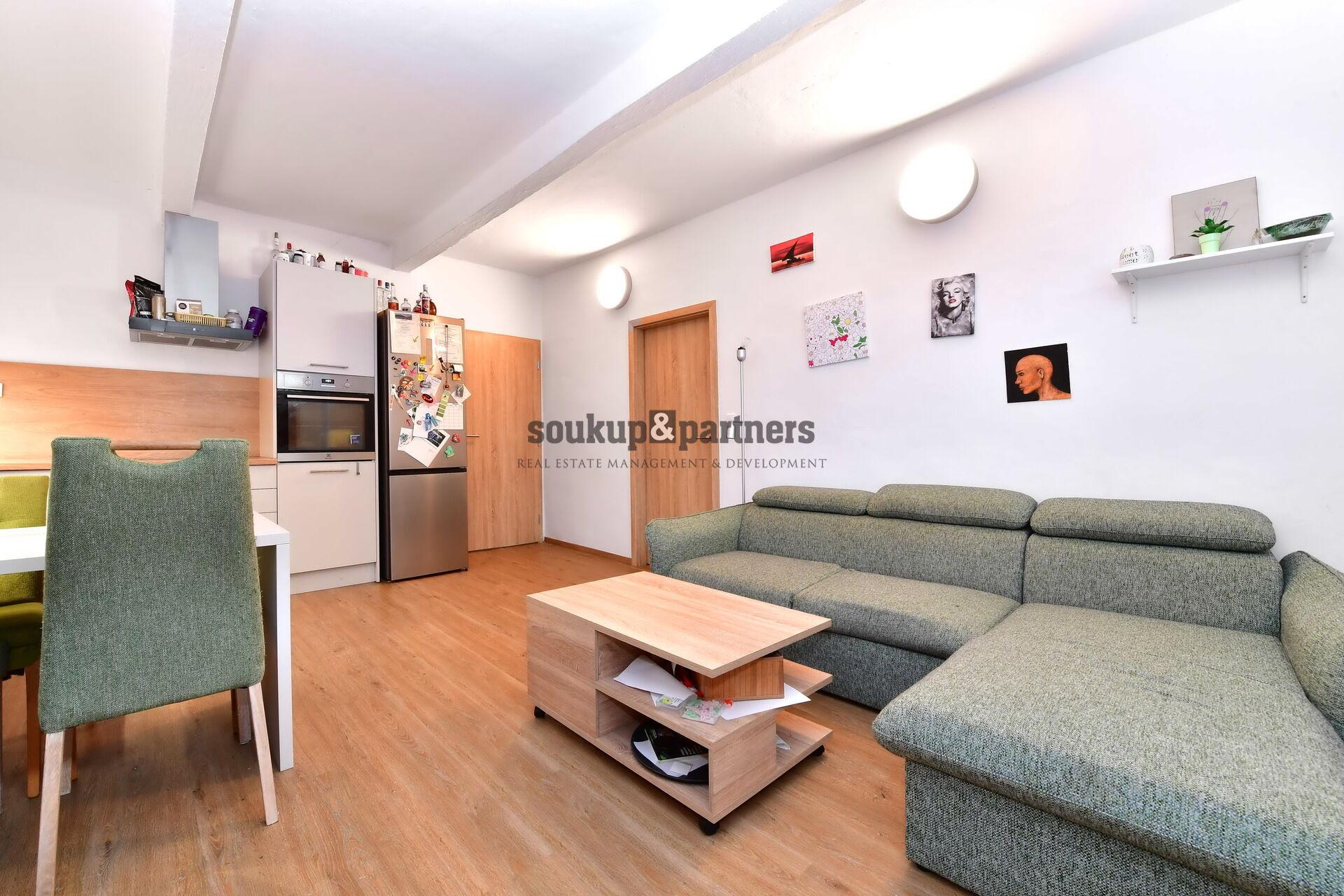 Pronájem 2+kk, 50 m2, po rekonstrukci -  Praha 4, Nusle