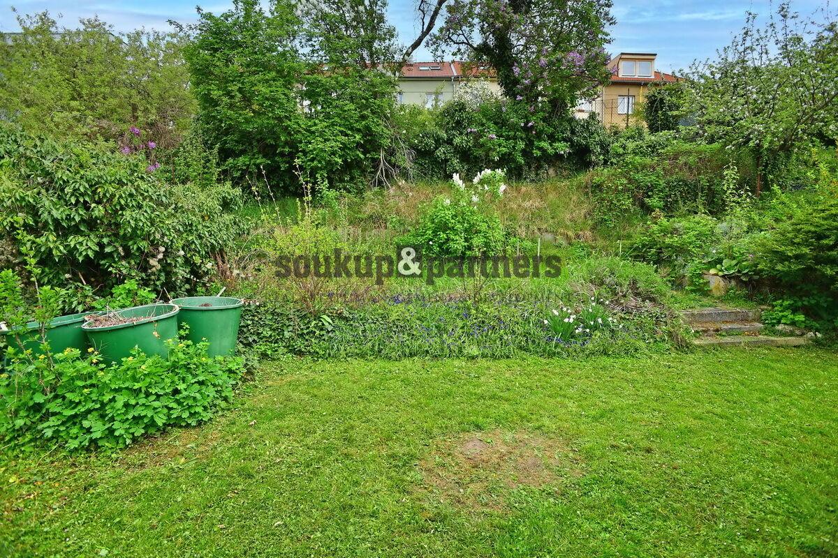 Stavební pozemek, 350 m2 - Praha Hostivař