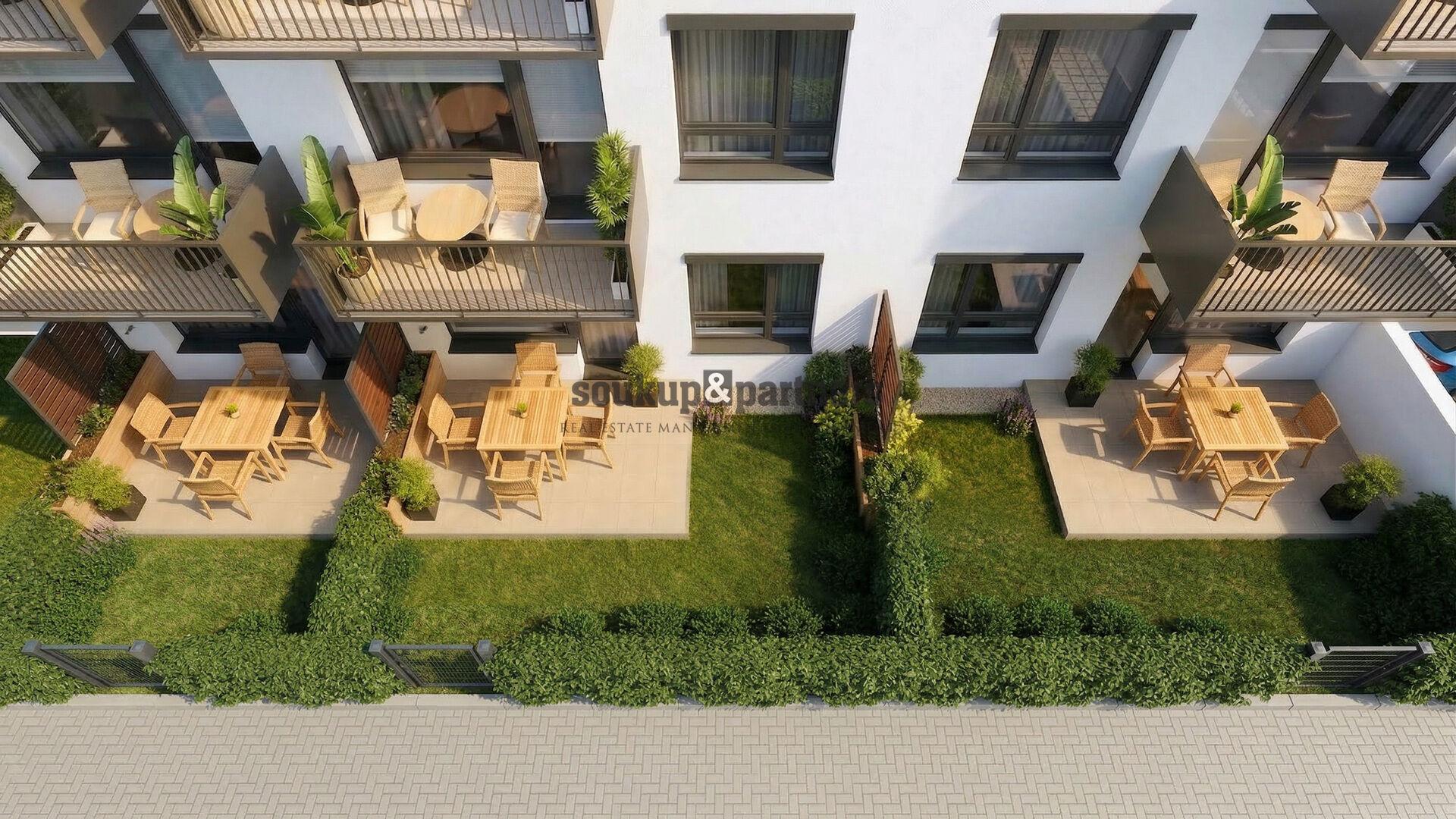 Nový družstevní byt 1+kk 32 m2 + PŘEDZAHRÁDKA 19 m2, Parkovací stání, Sklep - projekt PORTTI Kladno.
