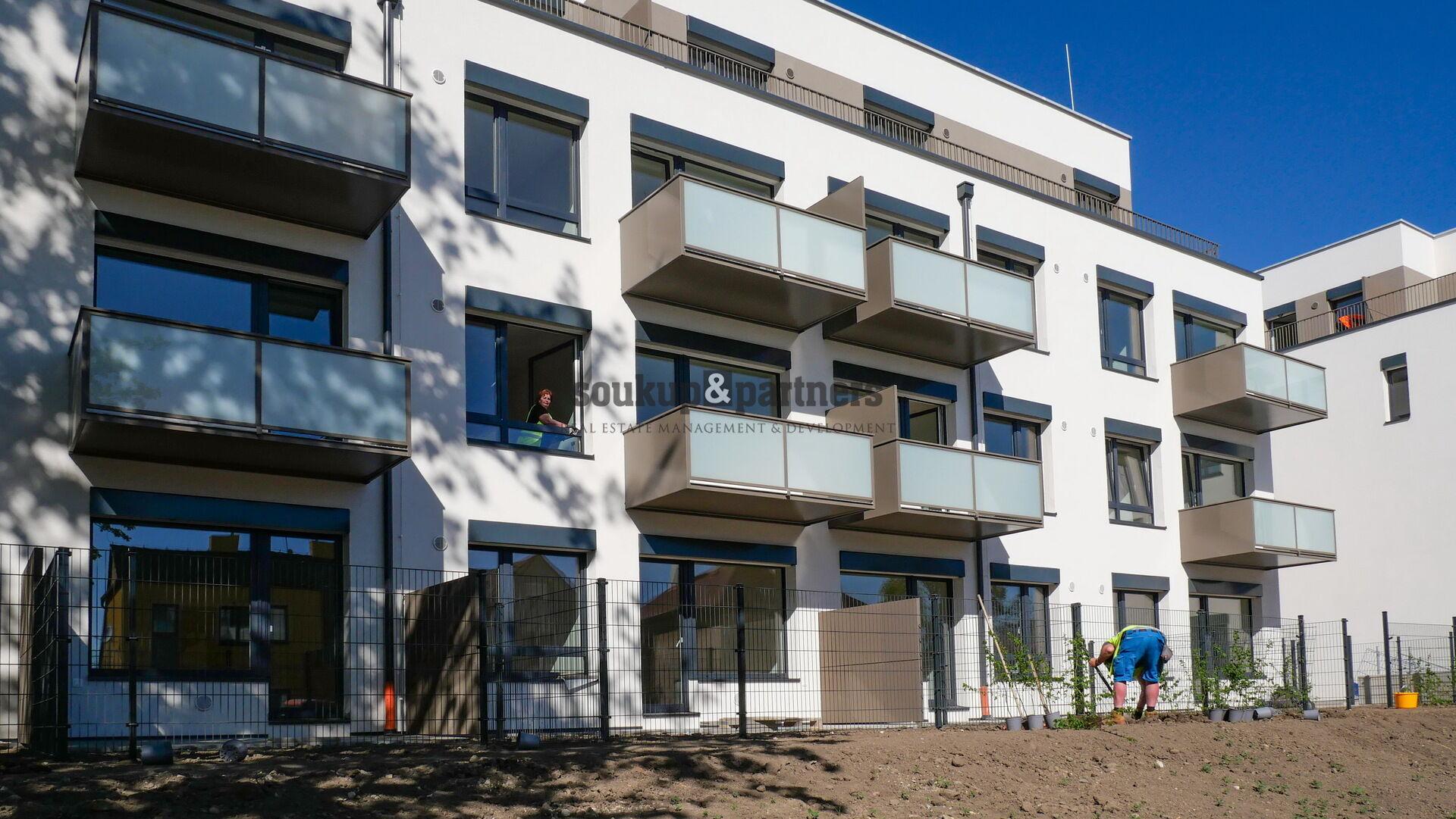 Nový družstevní byt 2+kk/ Balkon - 53 m2, Garážové stání, Sklep - projekt PORTTI Kladno.