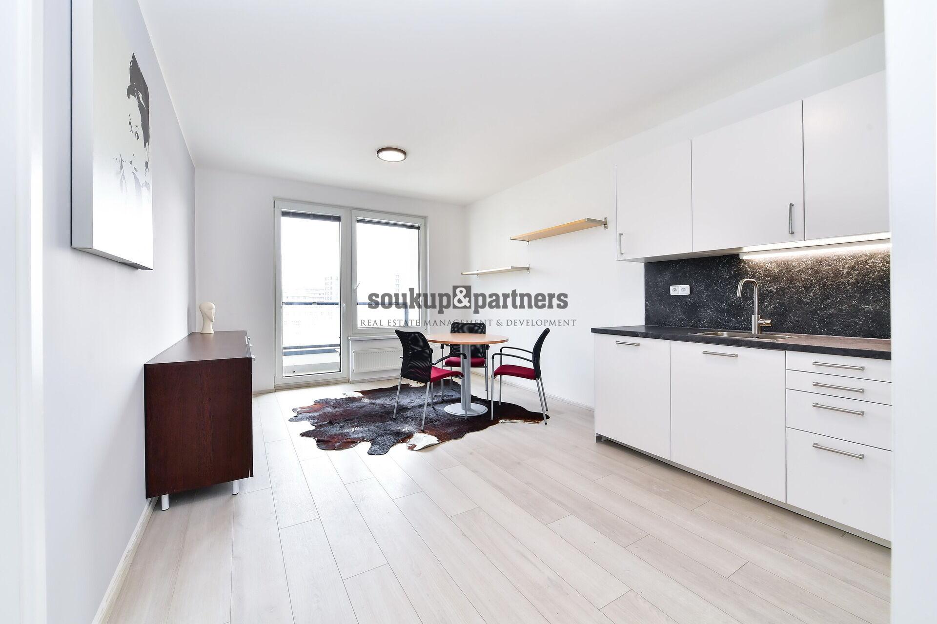Moderní 2+kk s balkonem a parkováním, 55 m² - novostavba, Praha 5 Hlubočepy
