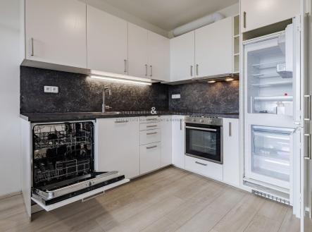 Pronájem bytu, 2+kk, 55 m²