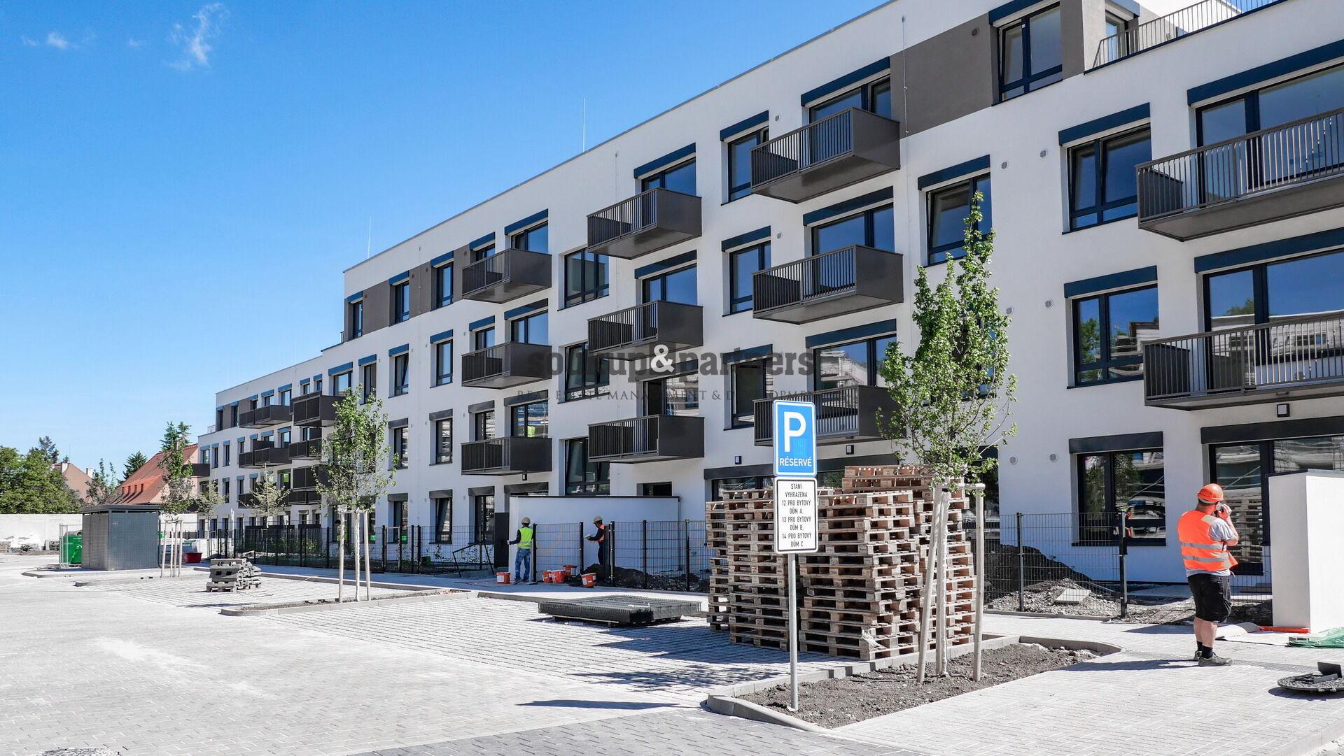Nový družstevní byt 3+kk/ Balkon - 81 m2, Garážové stání, Sklep - projekt PORTTI Kladno.