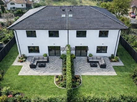Pronájem domu/vily, 193 m²