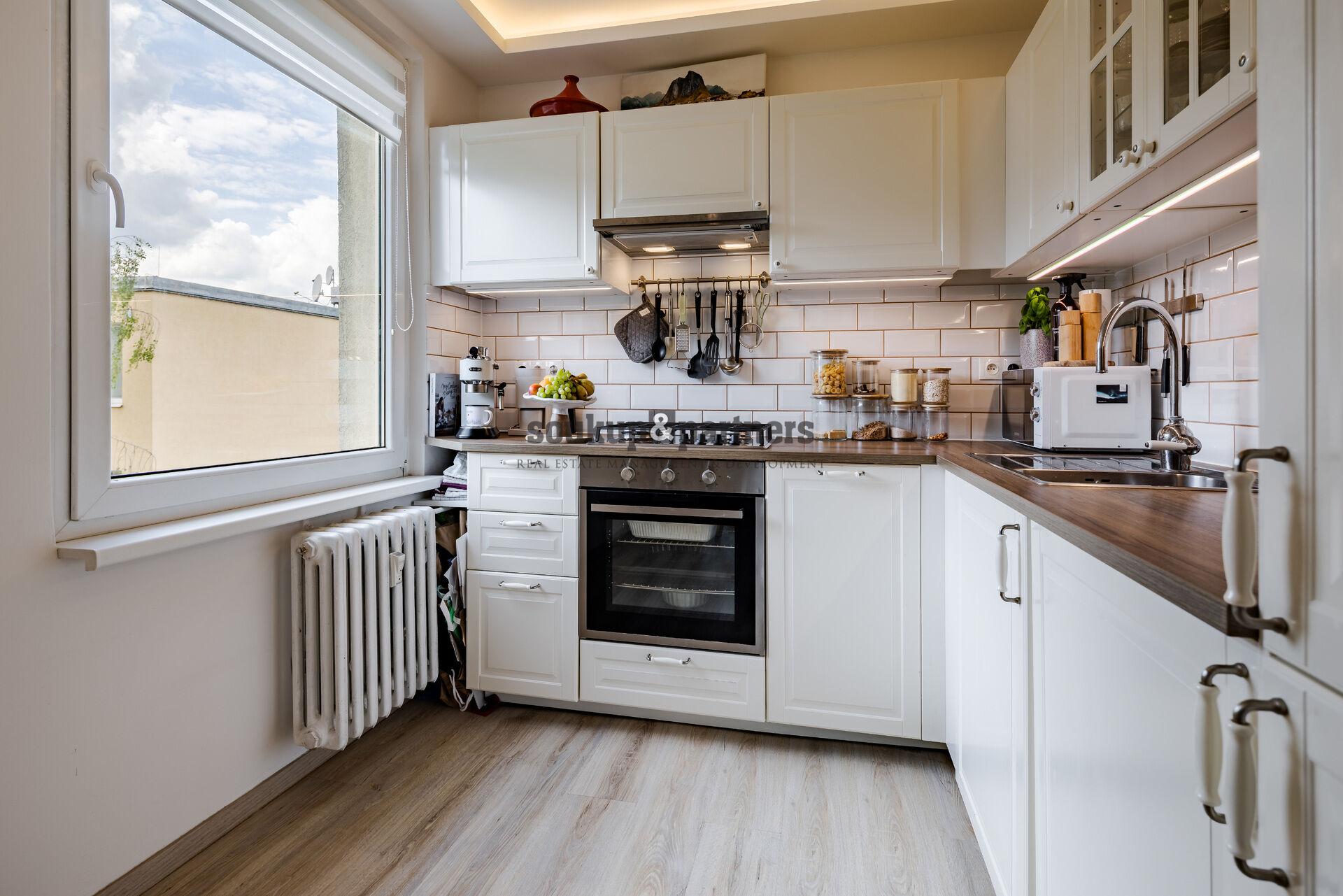 Světlý a moderní byt 3+kk s lodžií po rekonstrukci | Praha 9 – Střížkov