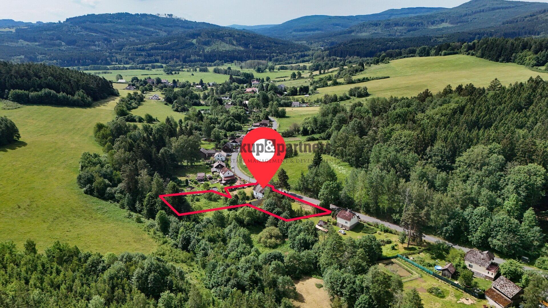 RD 4+1 - 150 m2, pozemek 3300 m2, Český les - Bělá nad Radbůzou - Smolov.
