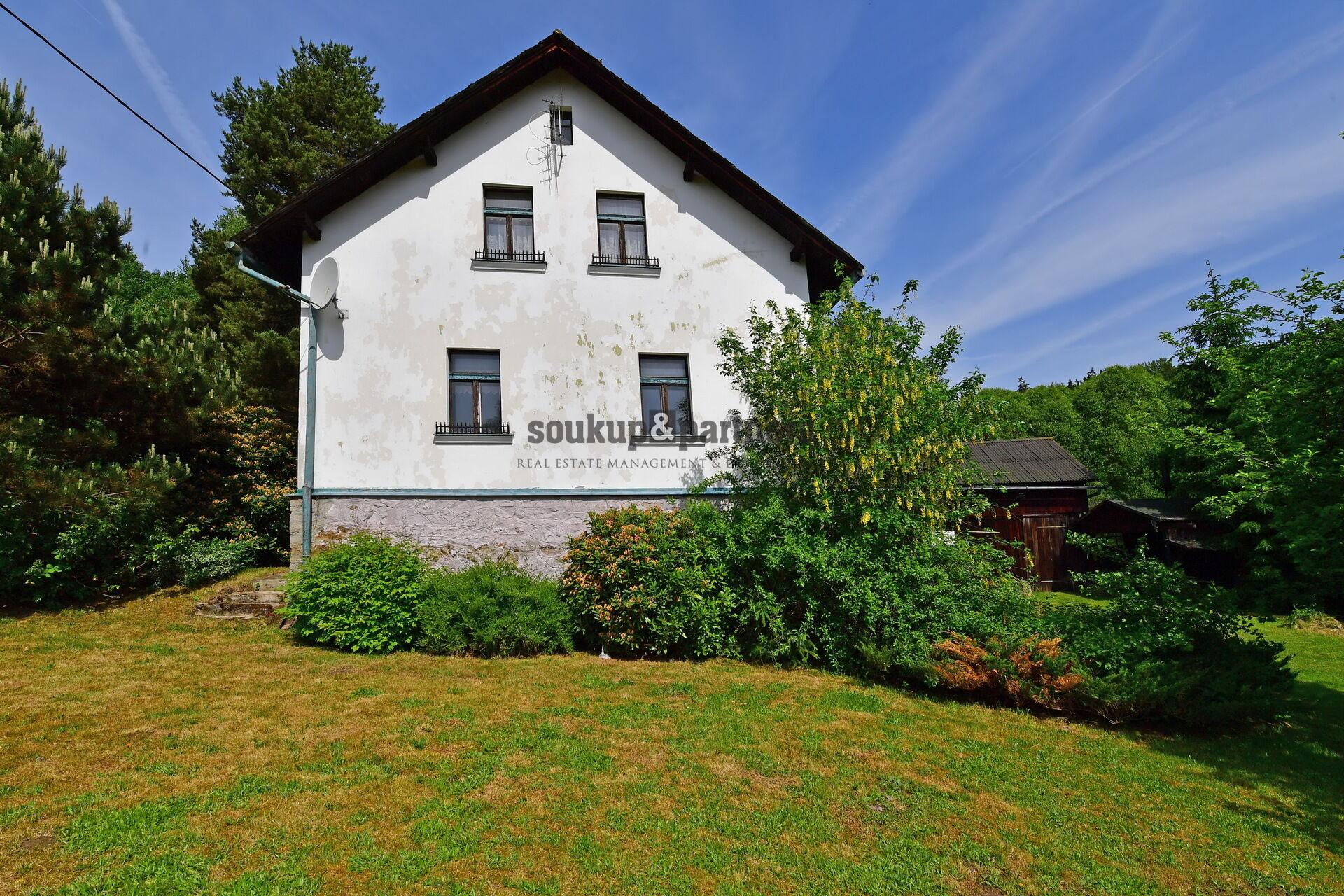 RD 4+1 - 150 m2, pozemek 3300 m2, Český les - Bělá nad Radbůzou - Smolov.