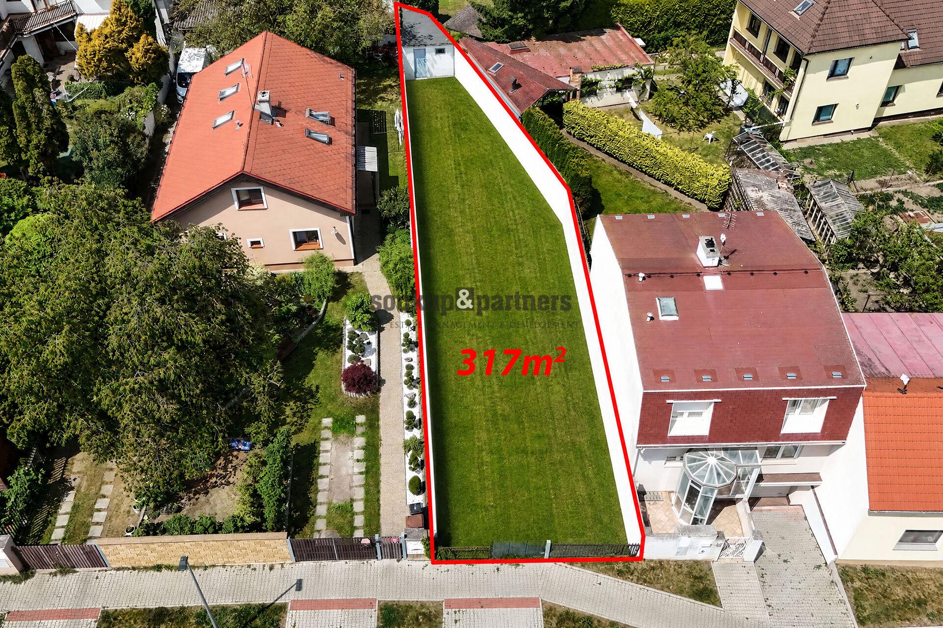 Stavební pozemek vč. projektu a stavebního povolení - 317 m2, Praha 4 - Kunratice.