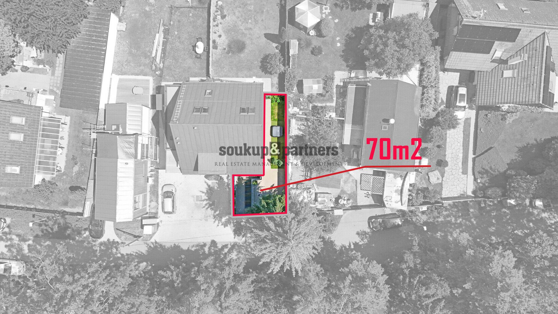Nebytová jednotka 2+kk - 80 m2 + zahrada s parkováním 70 m2, novostavba, Praha 22 - Uhříněves.