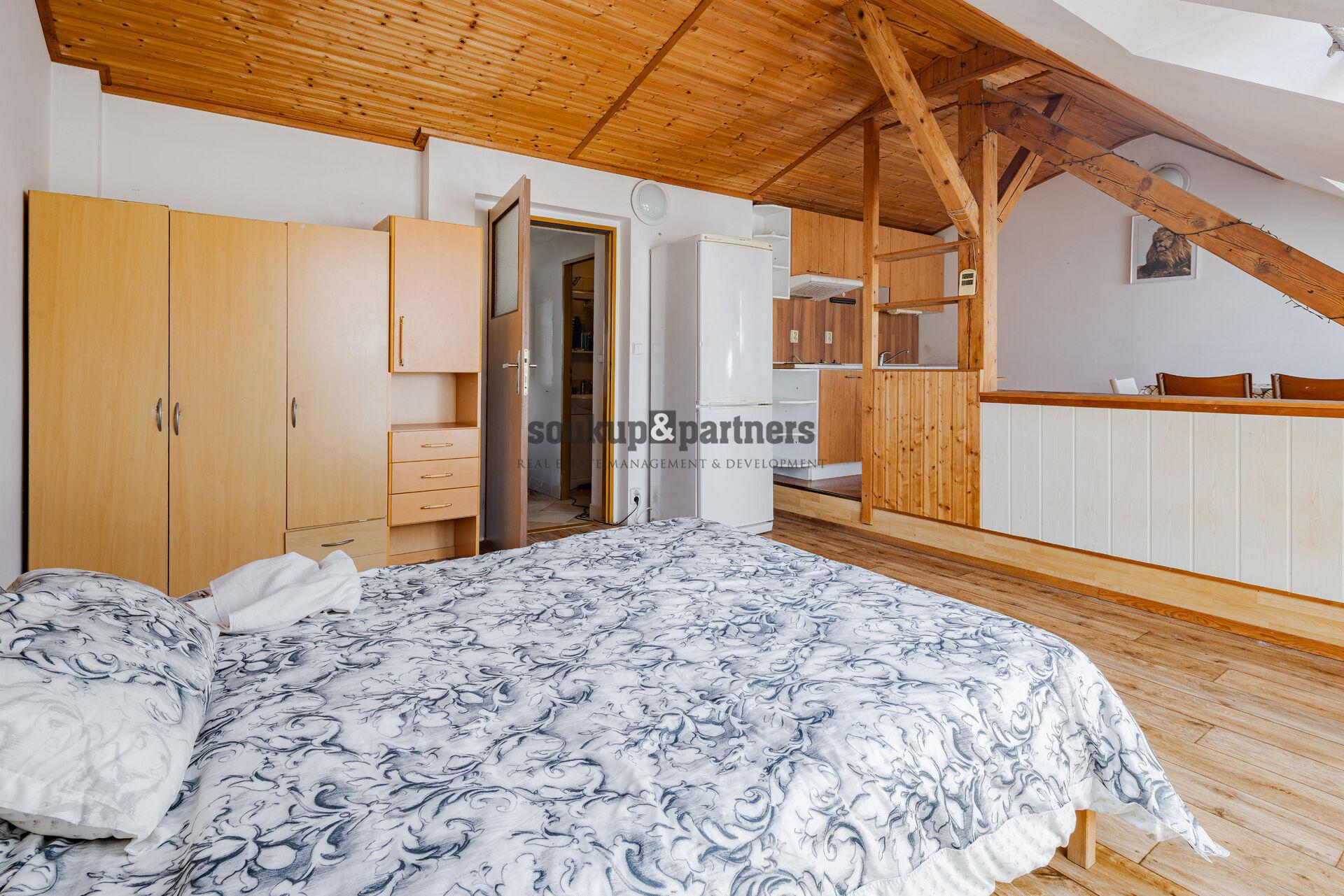 Prodej bytu 1+kk 44 m², Praha 4 - Podolí