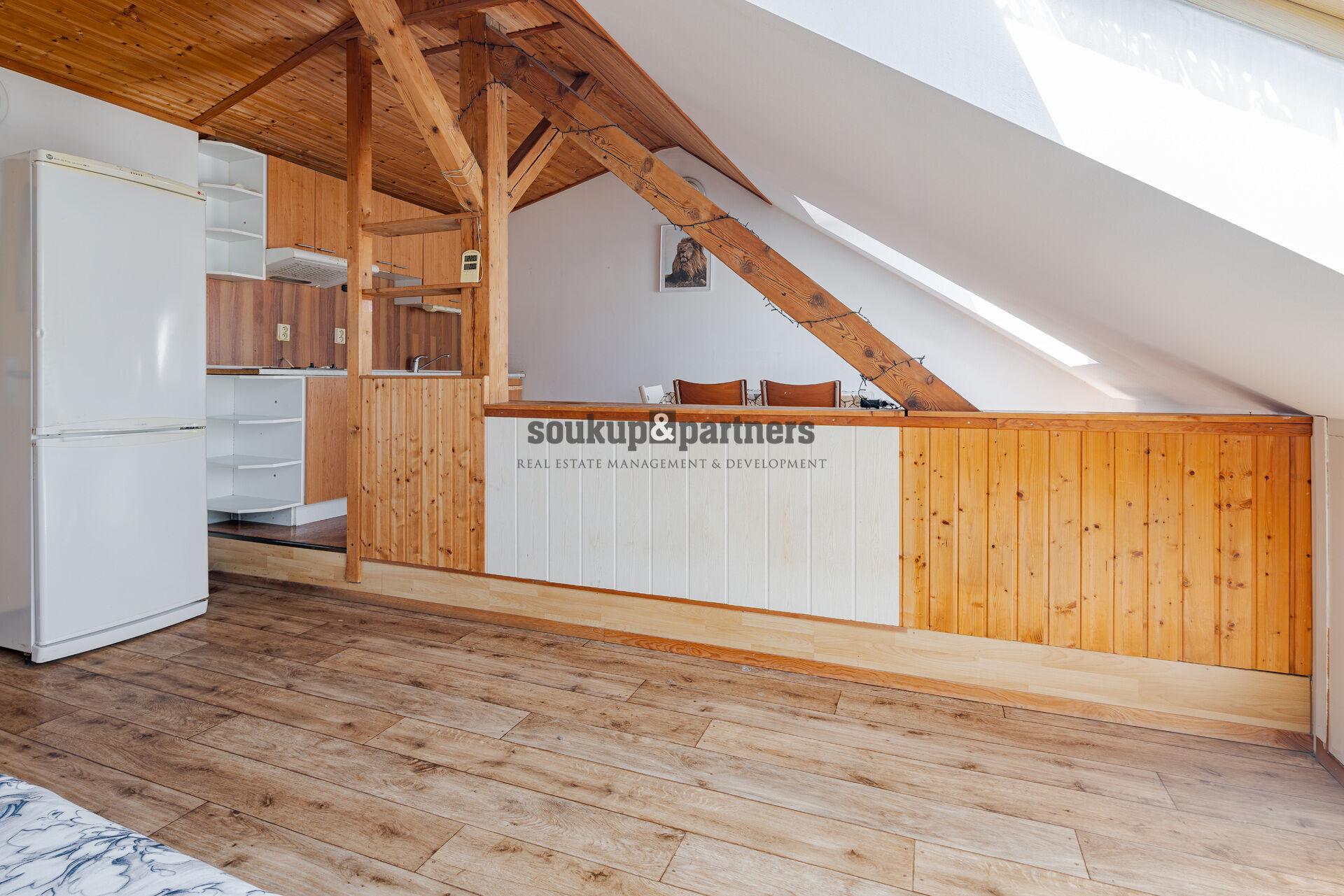 Prodej bytu 1+kk 44 m², Praha 4 - Podolí