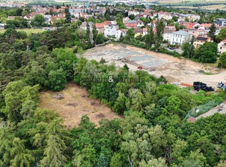 Prodej pozemku pro komerční výstavbu, 9 916 m²