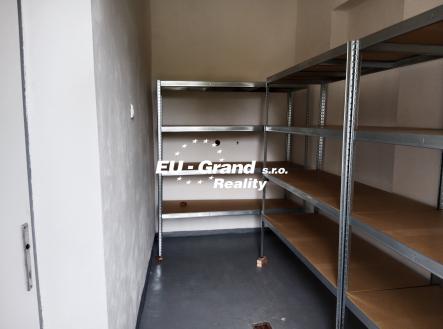 Pronájem komerčního objektu, sklad, 26 m²