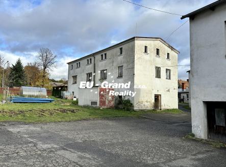 Prodej obchodní prostor, 3 045 m²