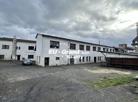 Prodej obchodní prostor, 3 045 m²