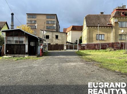 Prodej obchodní prostor, 3 045 m²