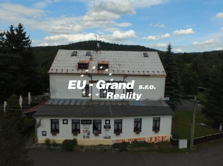 Prodej hotel, 2 000 m²