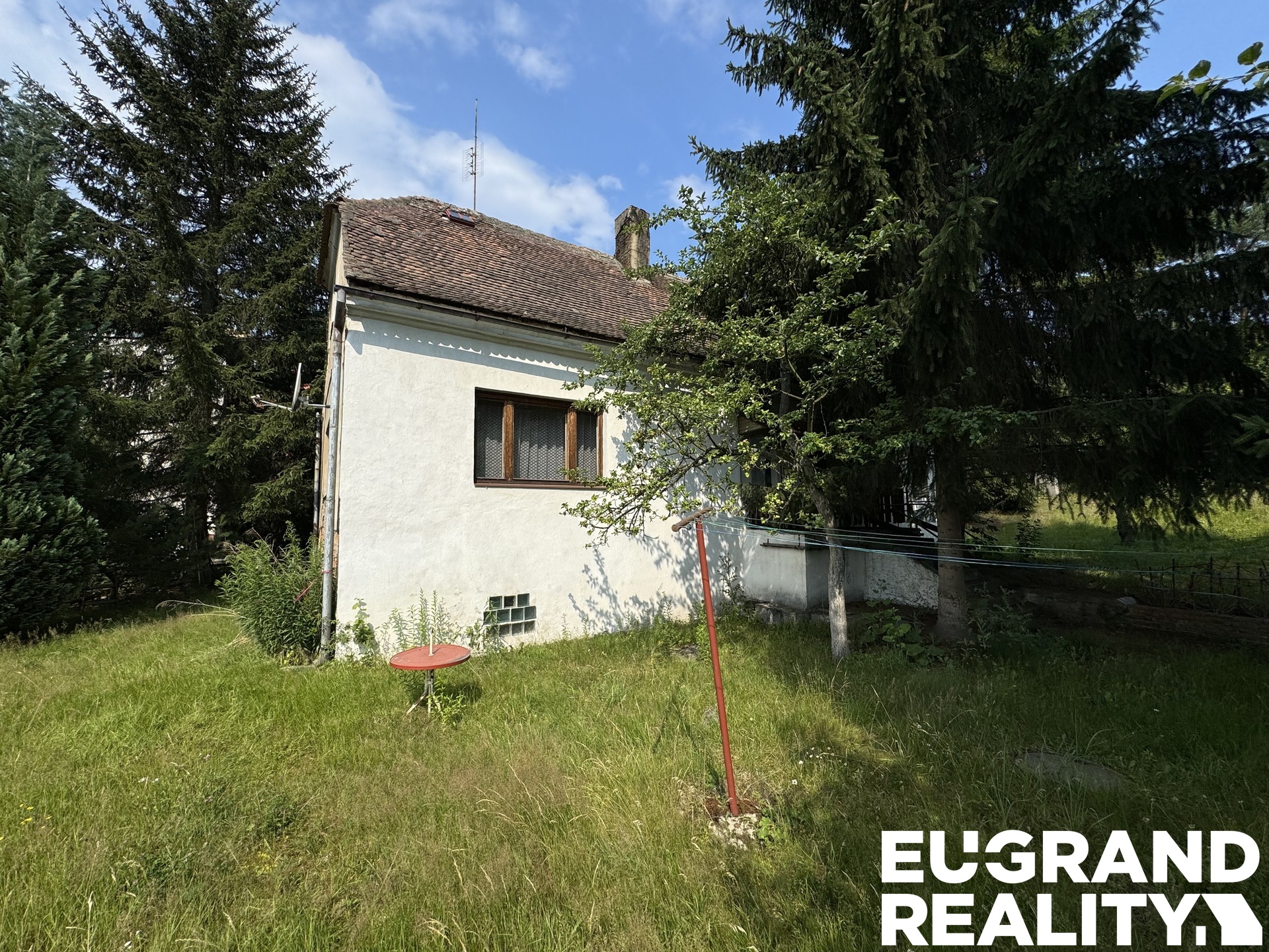 EF121535-6B4F-489F-9068-516D90452F75