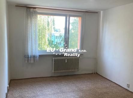 Pronájem bytu, 1+kk, 27 m²