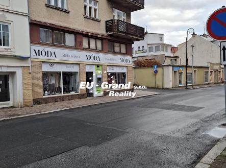 Pronájem - obchodní prostor, 60 m²