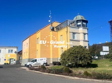 Prodej nájemního domu, 700 m²